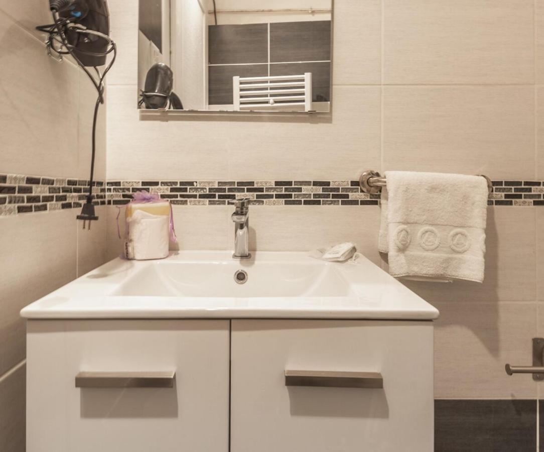 アヌシーStudio For 2 Located In The City Centerアパートメント エクステリア 写真